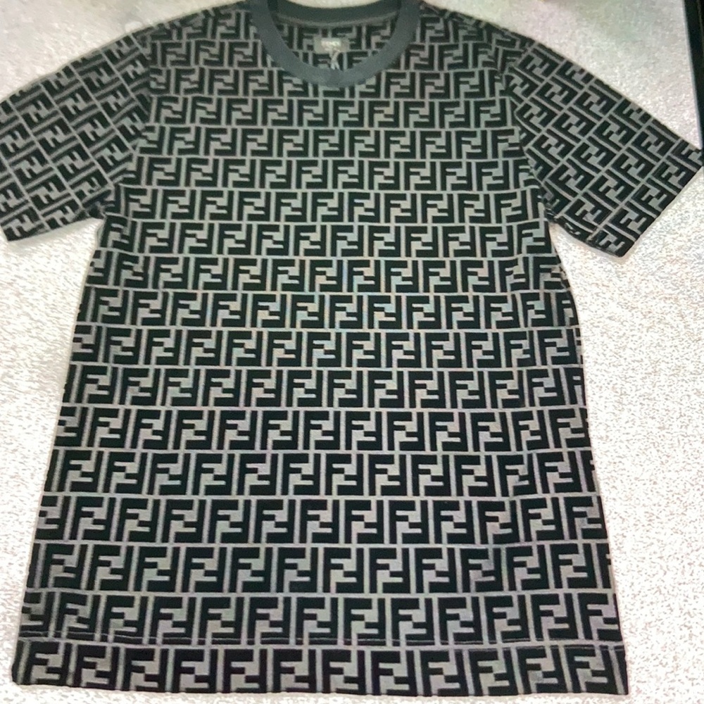 Fendi Black fitted Shorts sleeve T-Shirt